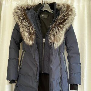 Mackage 'Trish’ Powder Touch Luxury Down Coat Silver Fox Fur Collar Sz XS NWOT
